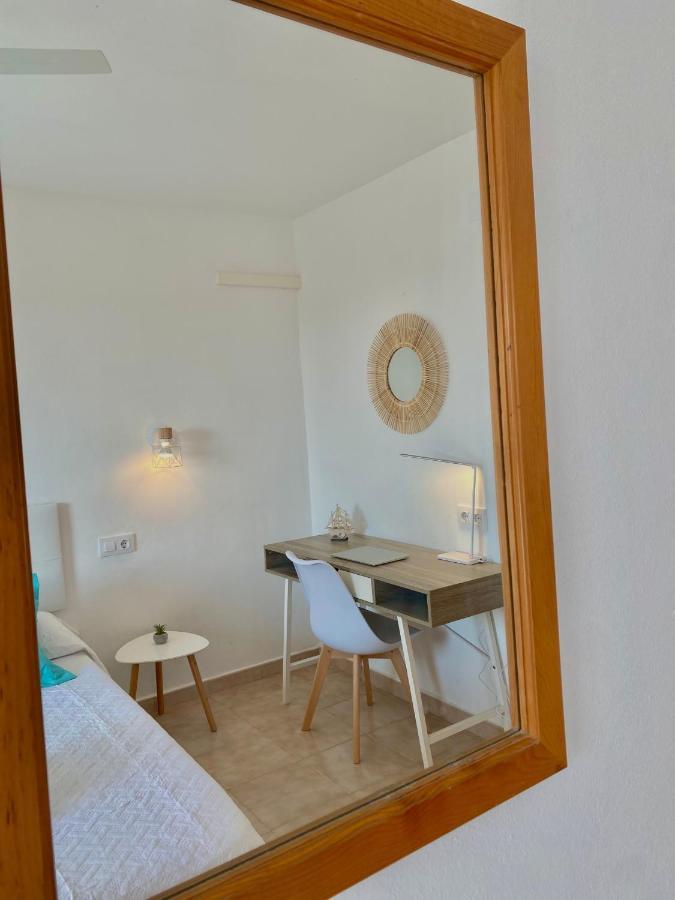 Apartament Sa Farola - Ac, Wifi , Pool, Beach Cala'N Blanes  Eksteriør billede